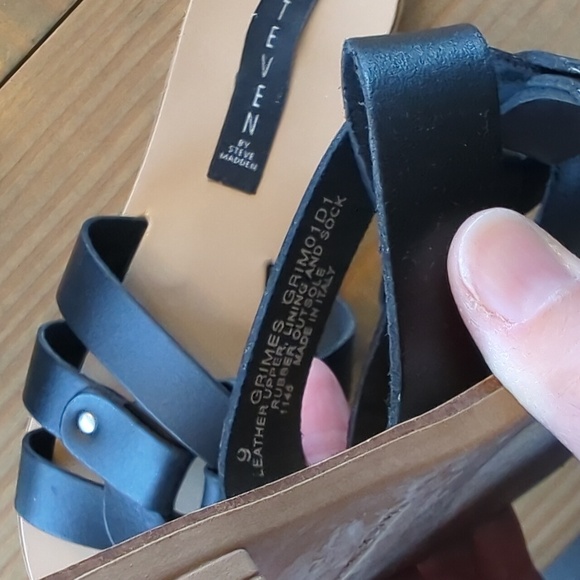 Black Leather Sandals - Picture 3 of 6